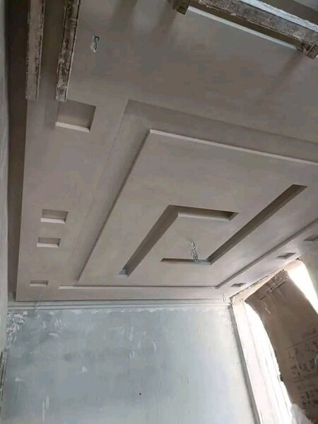 Décor en plâtre moderne
