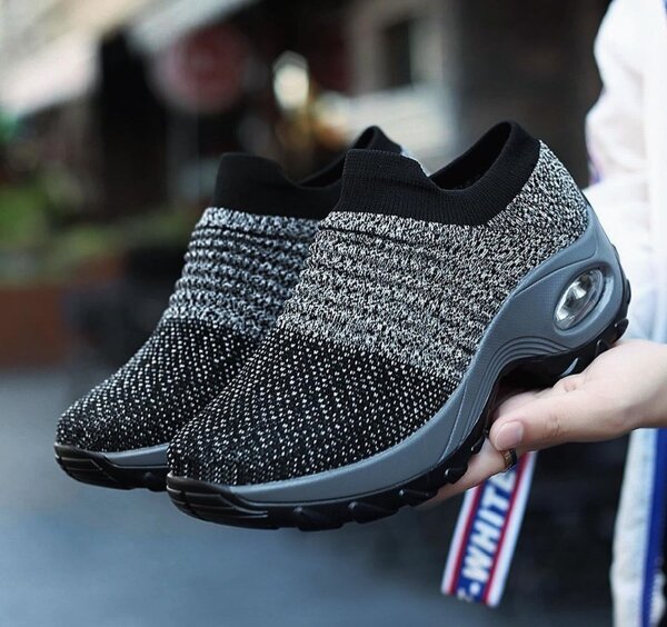 Online Sneakers