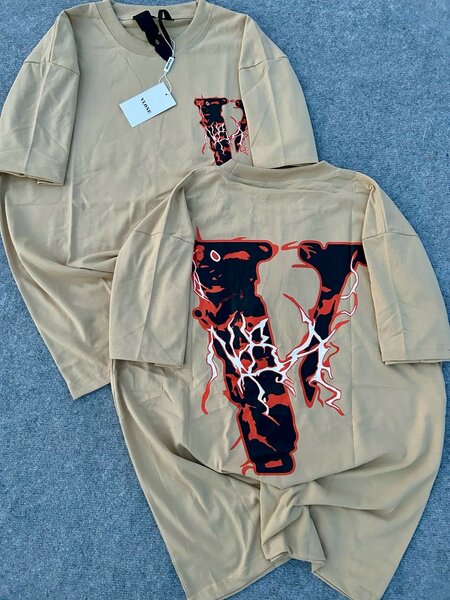 Tee-shirts