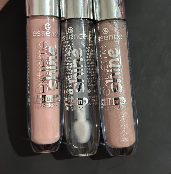 Lip gloss