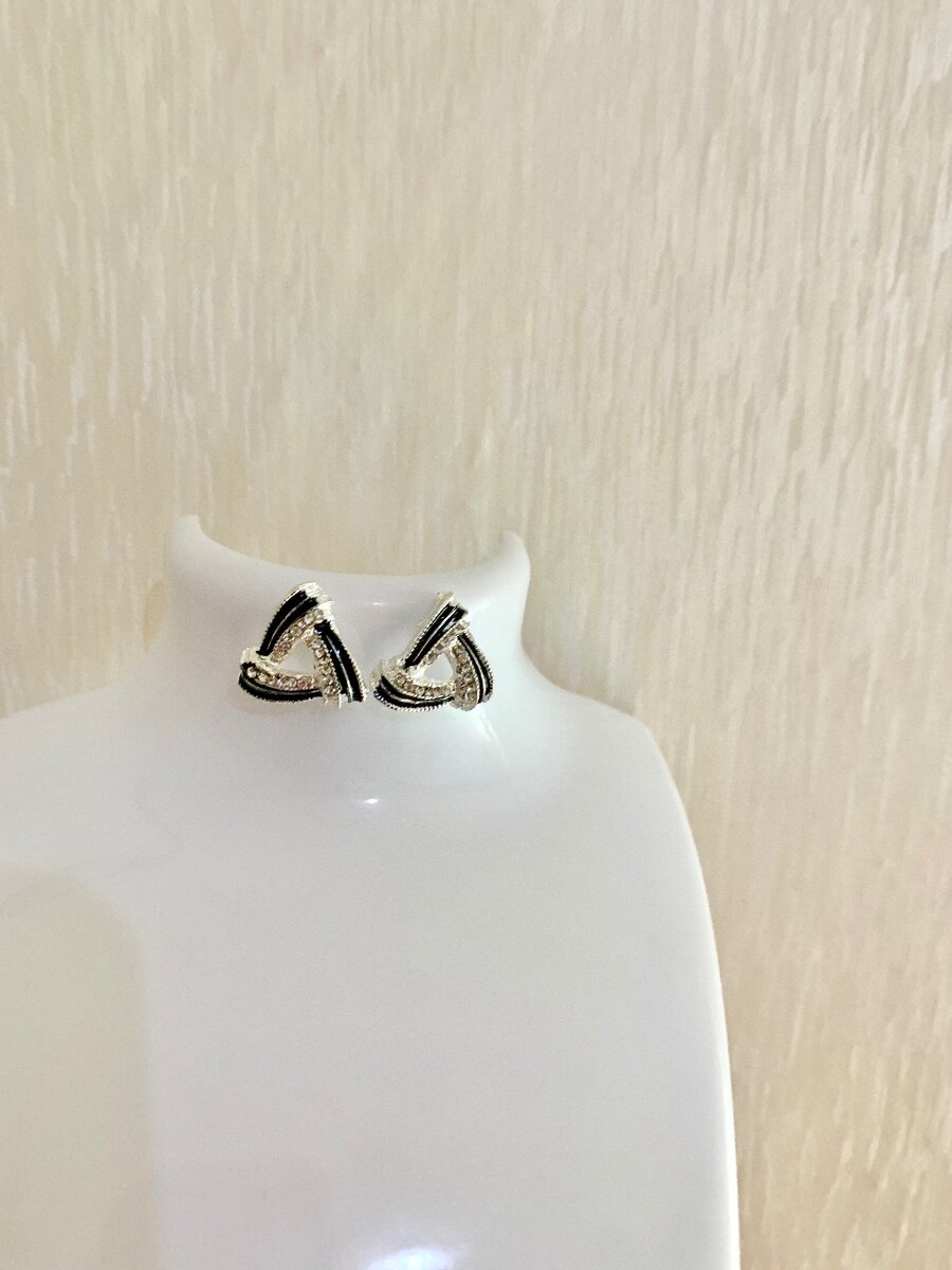Fashion earring