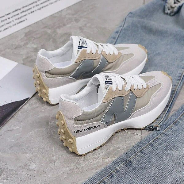 Belles paires de Basket pour Femmes