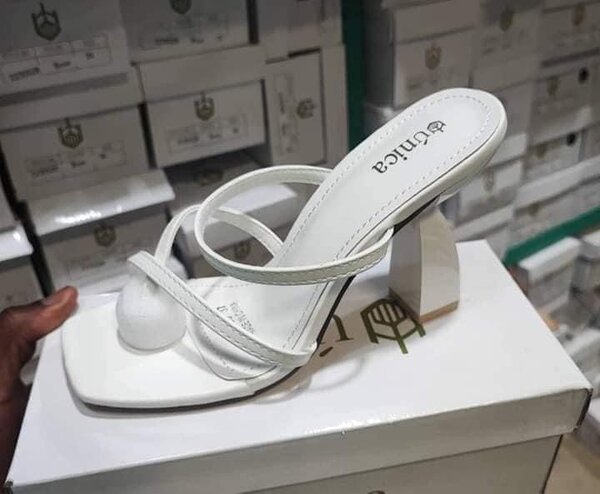 Talons femme