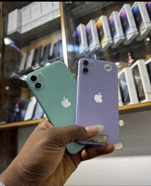 Iphone 11,64gig and 128gig