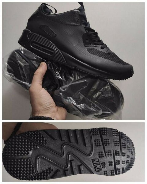 Chaussure NIKE