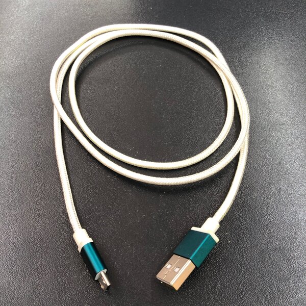 Câble de données pour téléphone portable ordinaire
