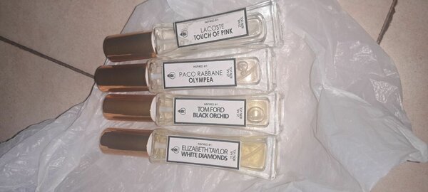 WOMEN'S PERFUMES