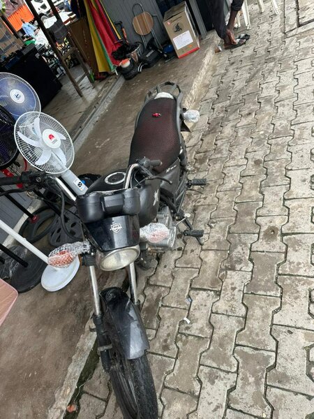 Moto Apsonic Aloba