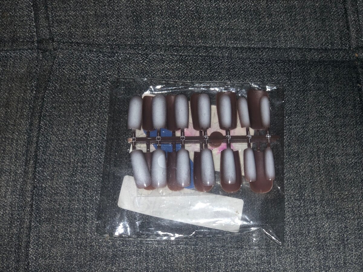Faux ongles