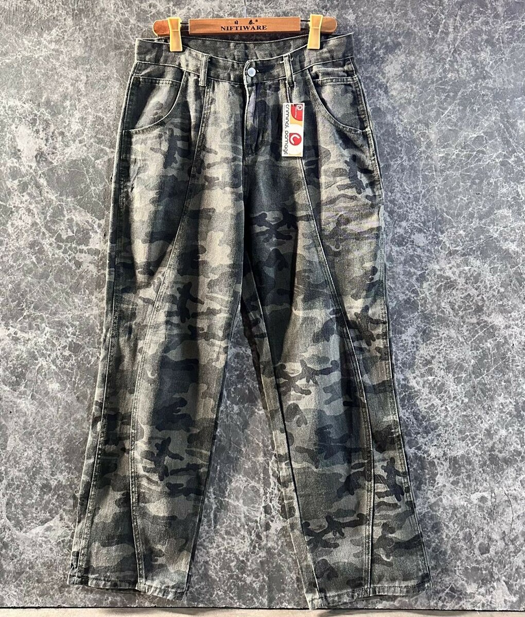 Baggy jeans