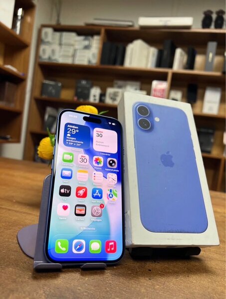 iPhone 16 Bleu
