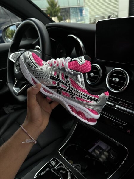 ASICS