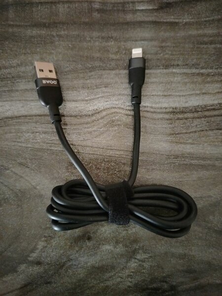 Câble USB iPhone