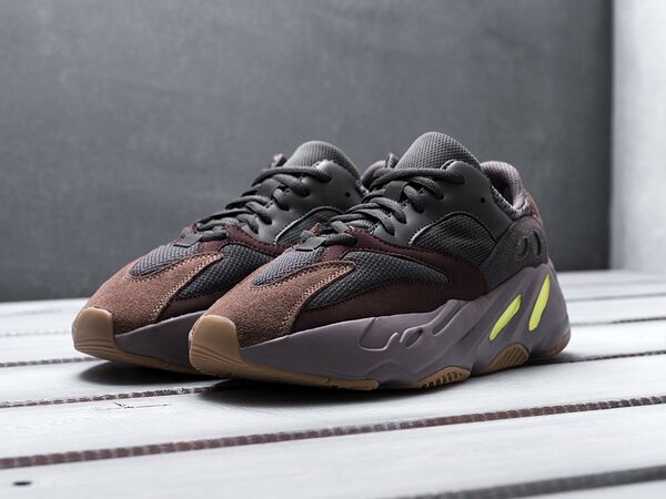 Yeezy-700