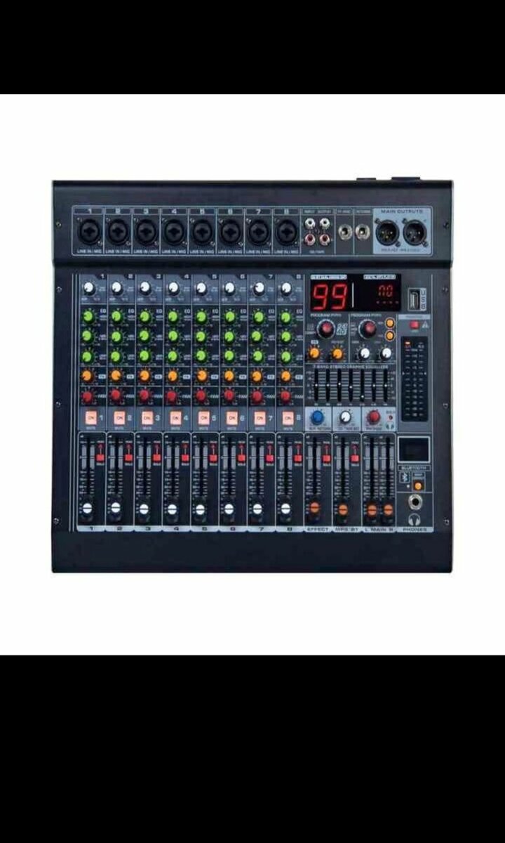 Table de mixage audio professionnelle