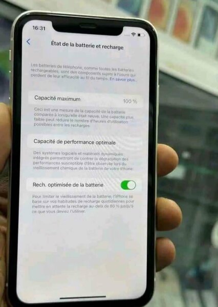 iPhone 12 simple
