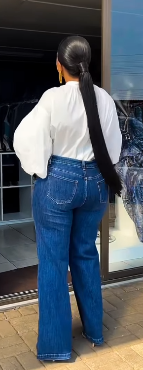 Women's  Jeans