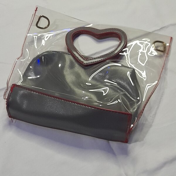 Ladies hand bag