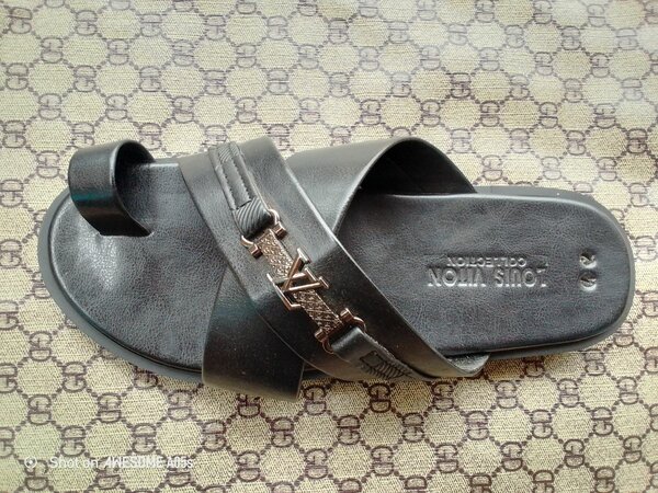 SLIPPERS