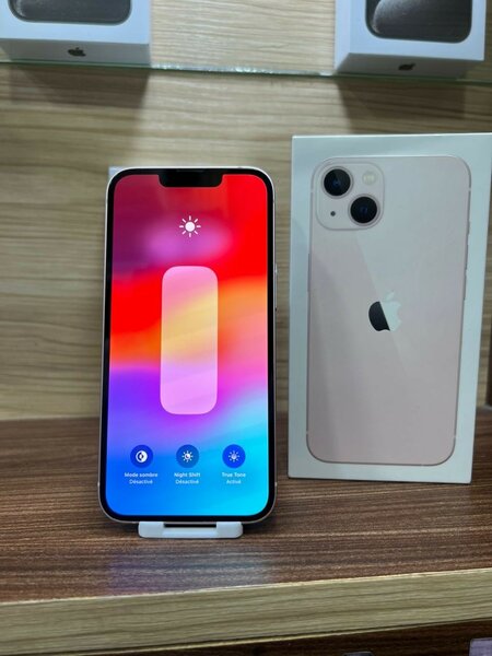 iPhone 13 colis