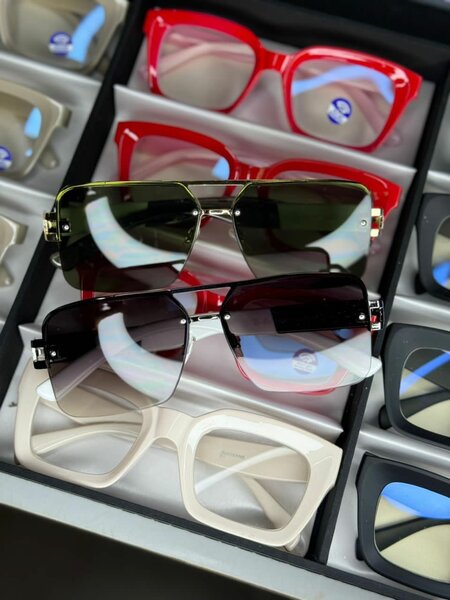 Lens earrings