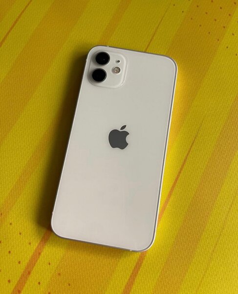 iPhone 12