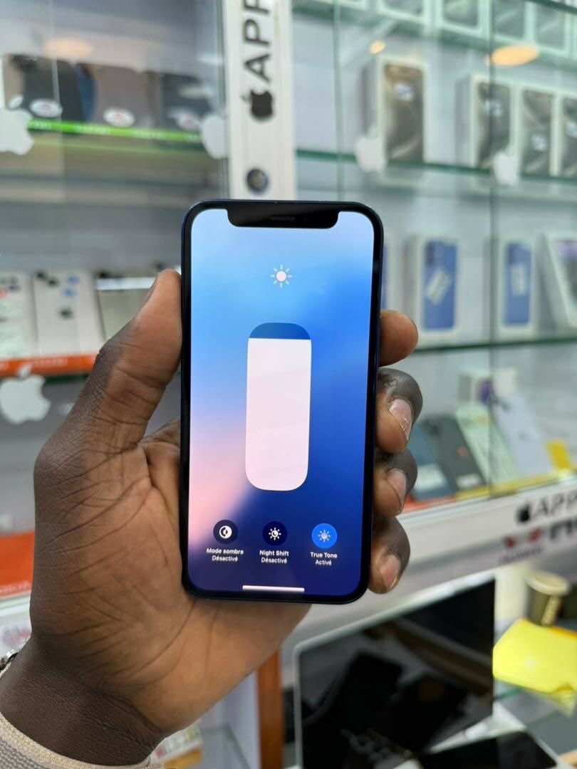 iPhone 12 Mini 64go quasiment neuf