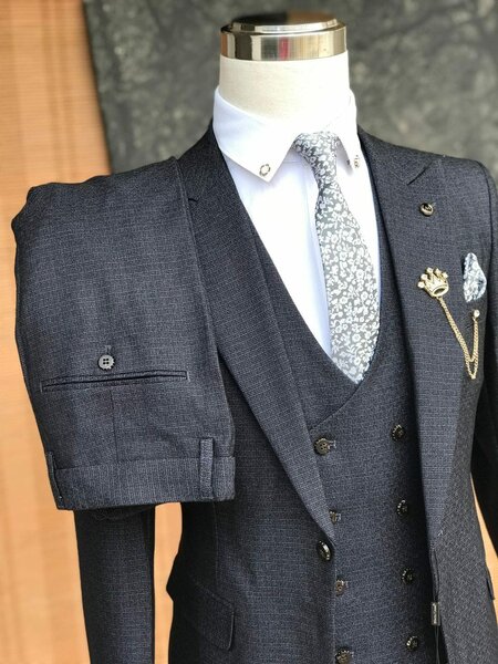 Suit