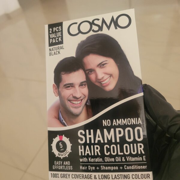 Shampoo hair colour