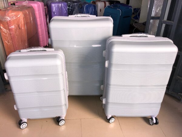Valise moyenne