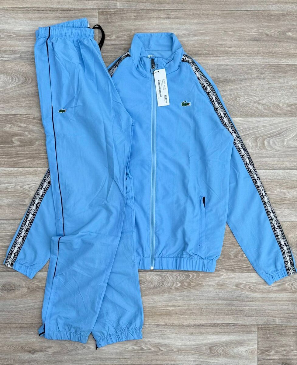 Survêtement LACOSTE confort