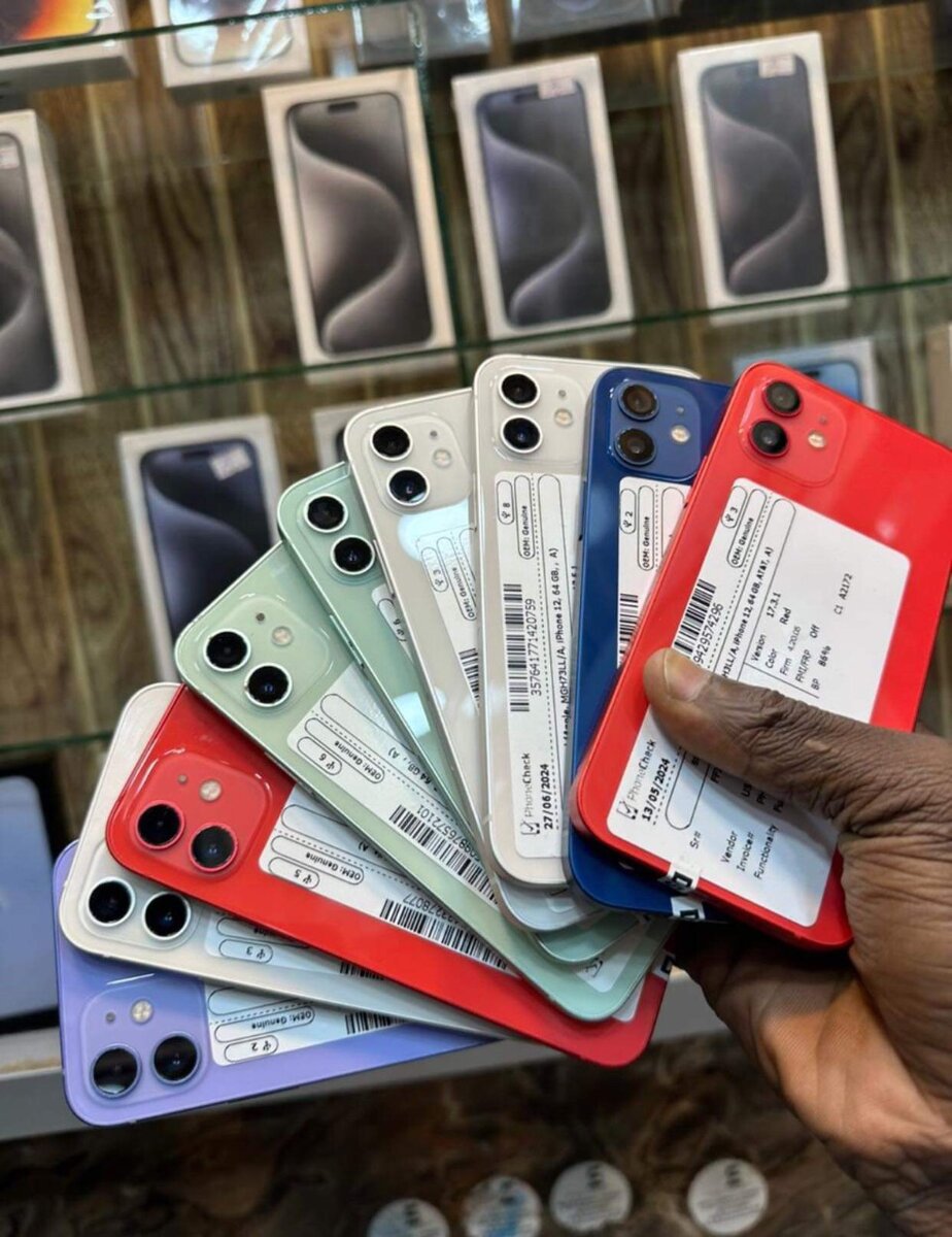 iPhone 12 64giga casineuf importé avec garantie