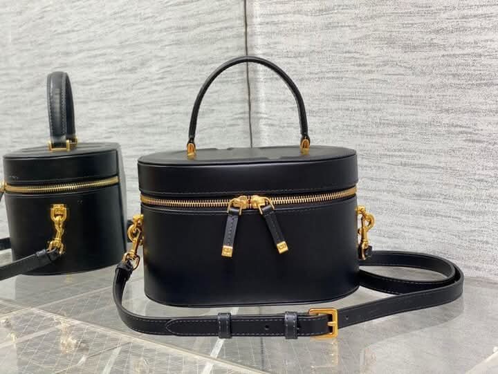 Zara petite trousse
