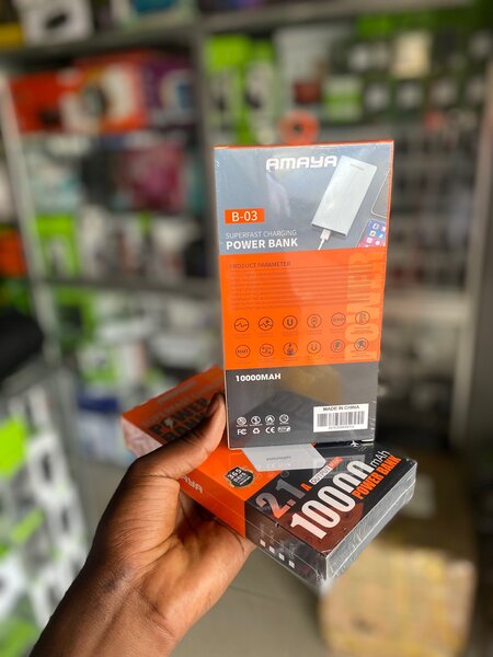 2000mAh POWER BANK