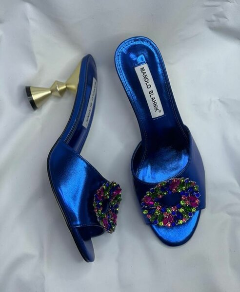 Ladies heel