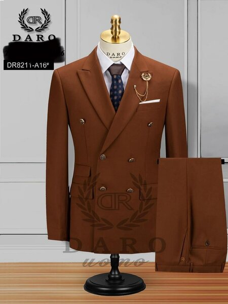 Daro Double Breasted suit