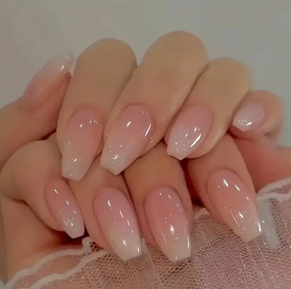 24pcs faux  Ongles courts Brillants