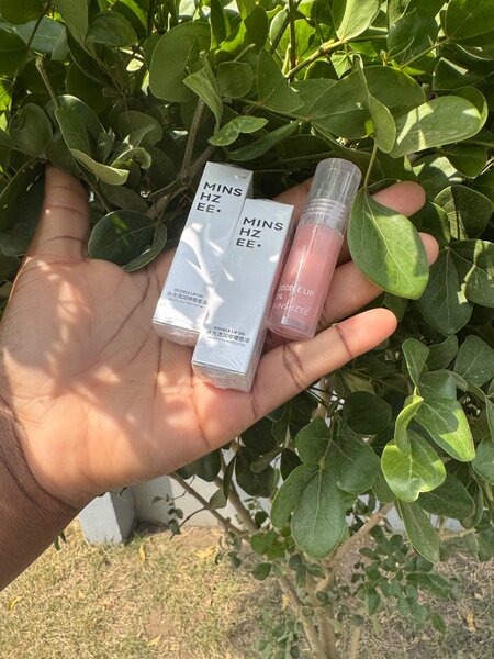 Lip oil