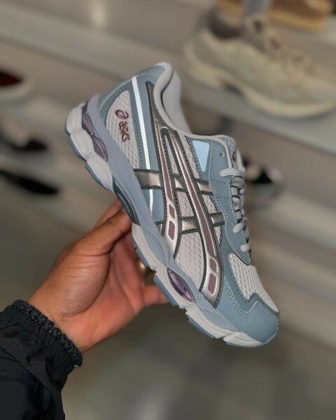 ASICS