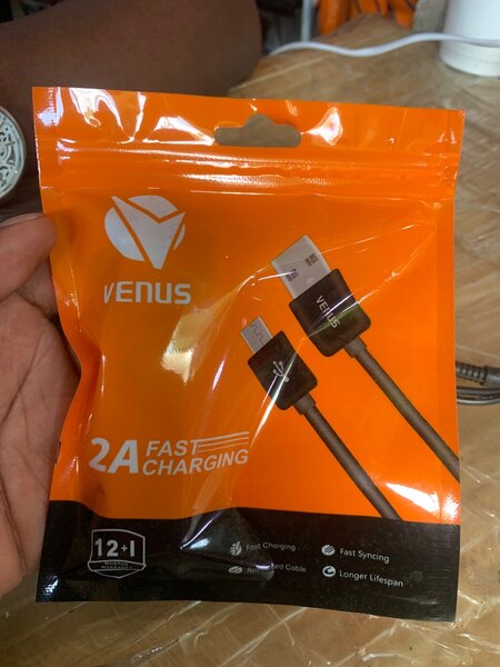Data cable