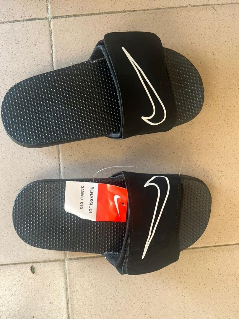 Claquette Nike