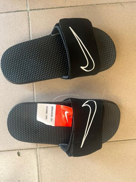 Claquette Nike
