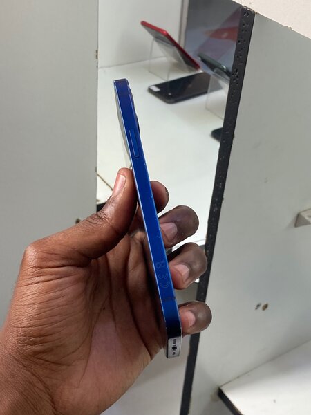 iPhone 12