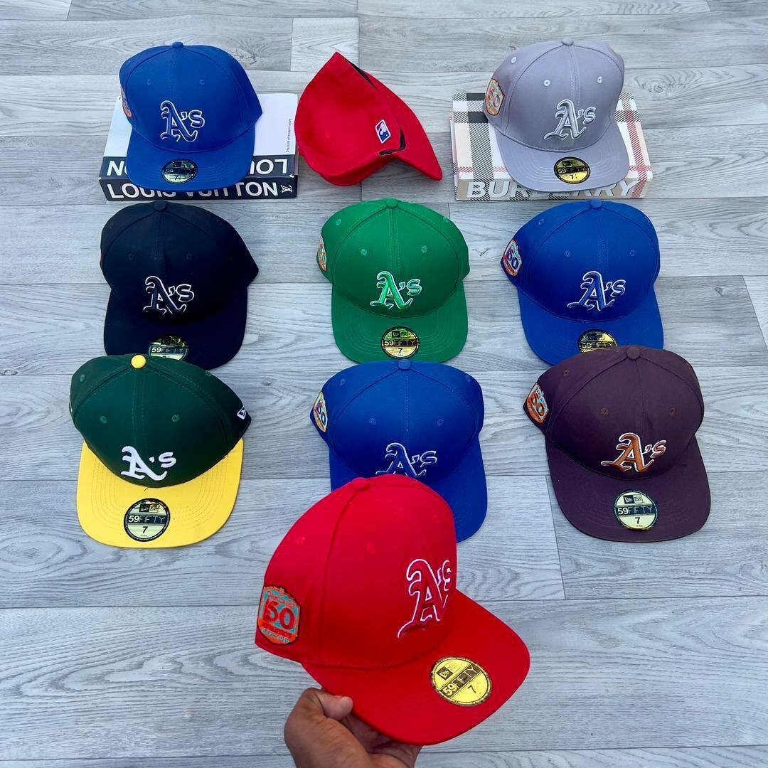 Caps