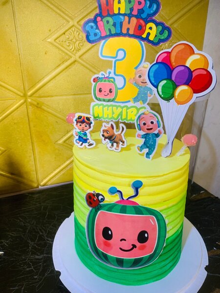 Coco melon Cake