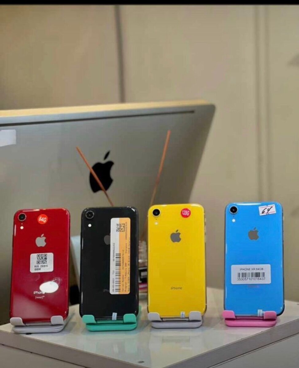 iPhone XR, 64gig