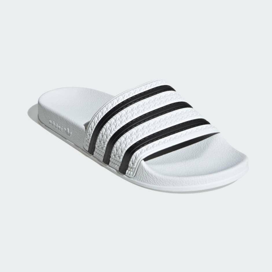 Claquette original disponible