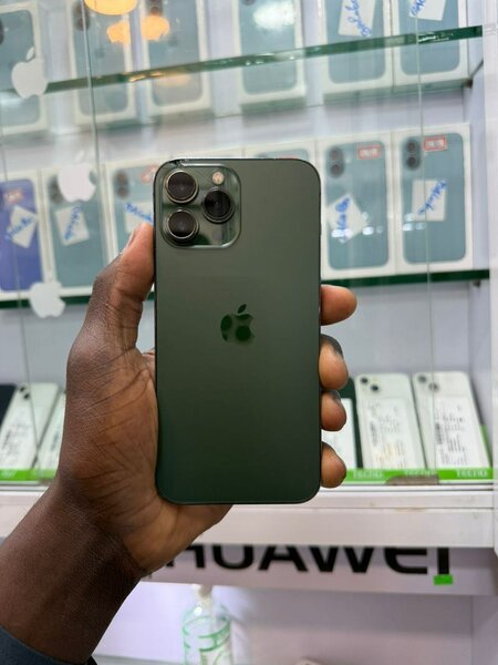 iPhone 13pro max 256go message ecran