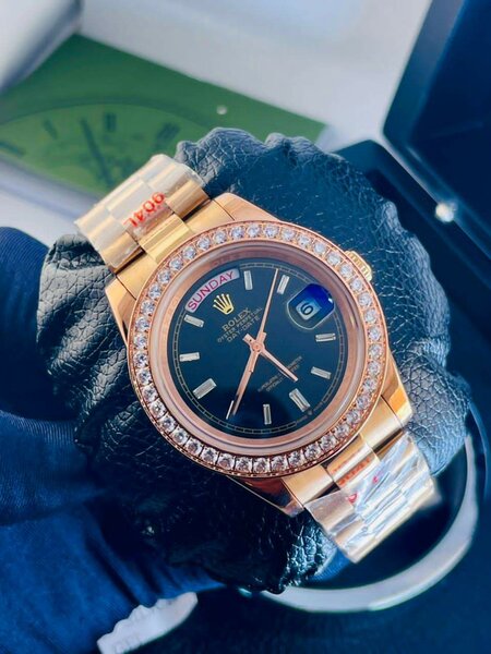 Montres de luxe en or et argent