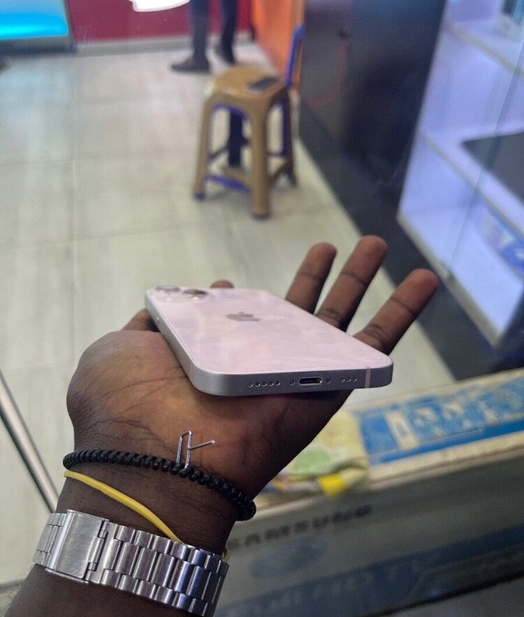 iPhone 13